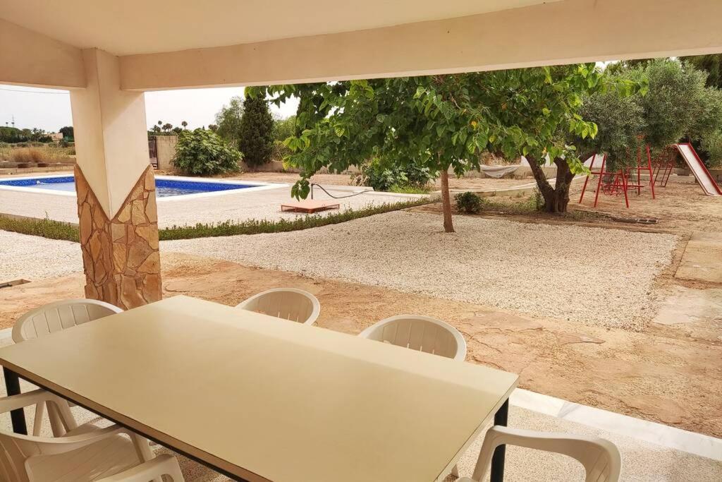 Villa Rustica Privada Con Gran Chalet Y Piscina Elche Exterior foto